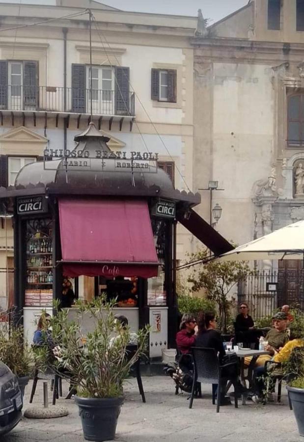 La Casetta Di Sharon Palermo Exteriör bild